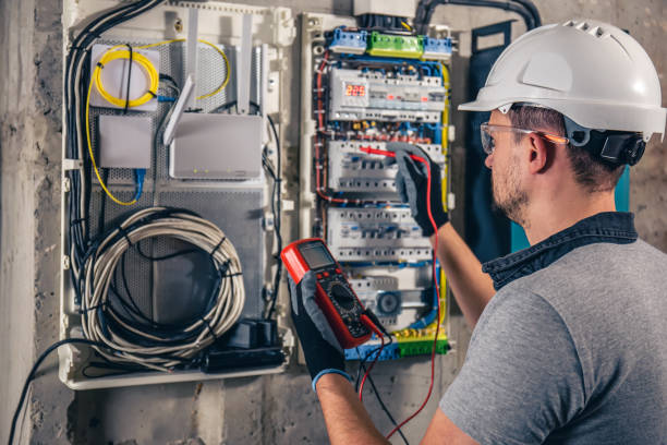 Best Local Electrician Companies  in West Hills, NY